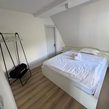 Rooftopwohnung Ueber Den Daechern Von Vinitsa Mit Meerblick Apartment Varna